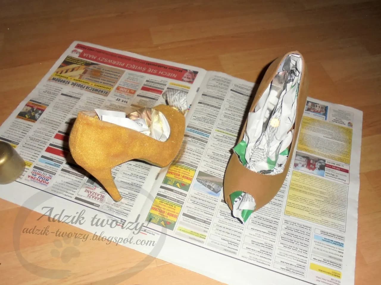 Malowanie obcasów krok po kroku: Odmień buty DIY